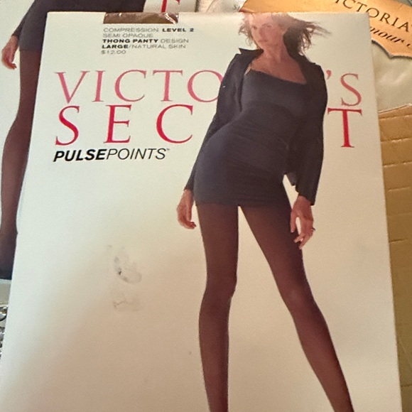Victoria's Secret vintage Hosiery various colors and sizes all BNIP 4 pairs - Picture 11 of 15